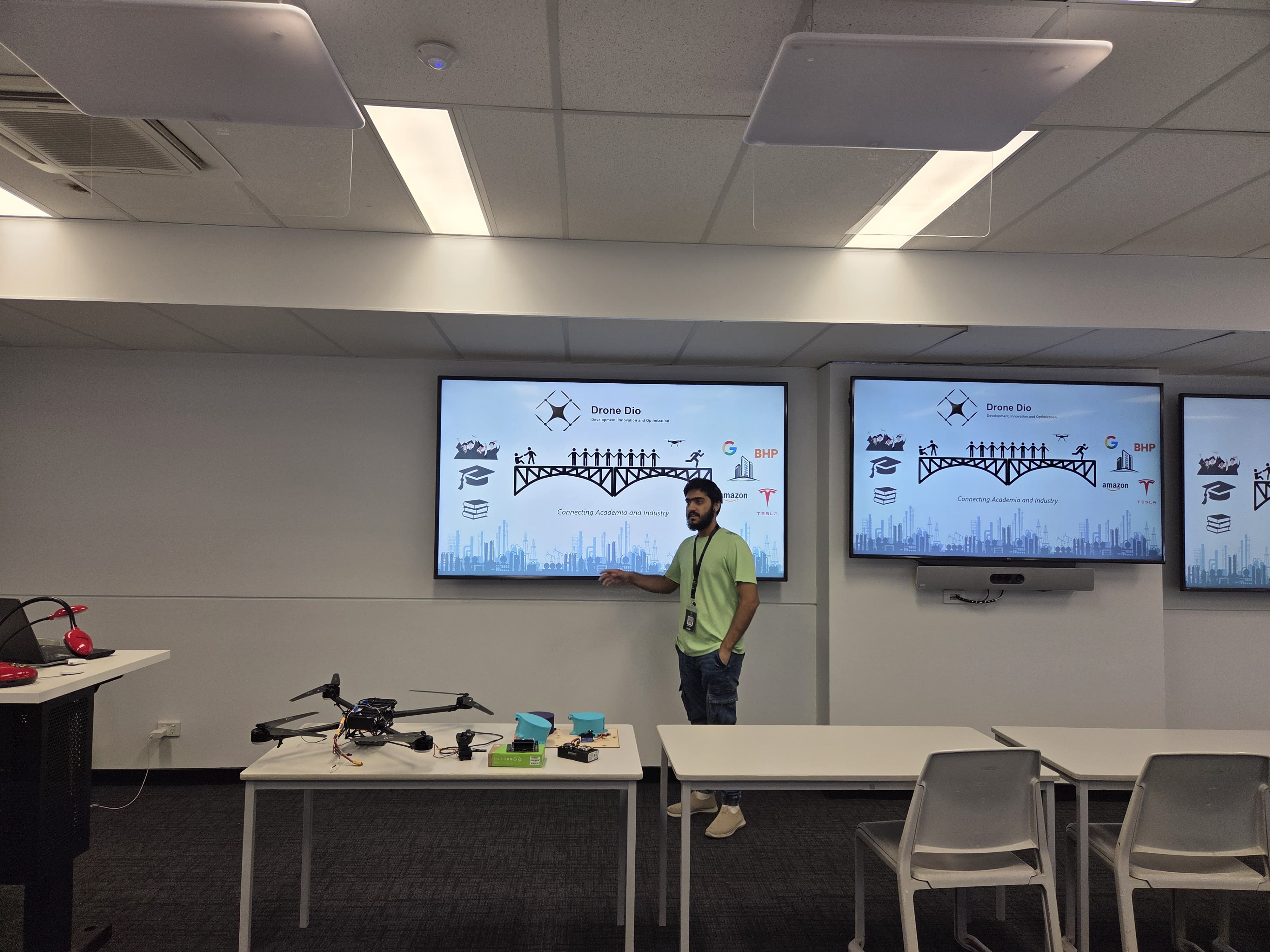 Workshop Photo 19
